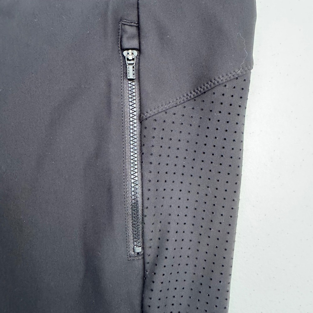 Athleta Stellar Tight Slim Leggings Womens M Black EUC Perforated Zip Pocket - Picture 4 of 7